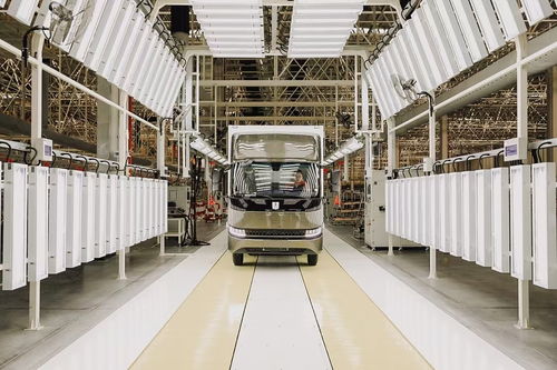 遠(yuǎn)程數(shù)智工廠(chǎng) 技術(shù)驅(qū)動(dòng)下的智慧制造新范式